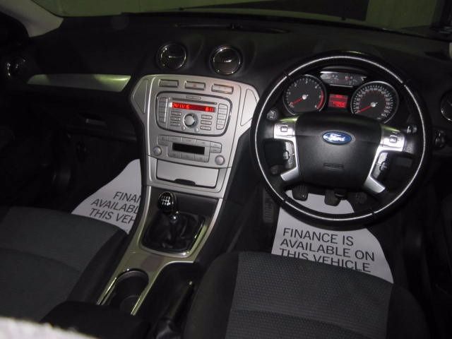2009 FORD MONDEO 2.0 ZETEC TDCI image 4