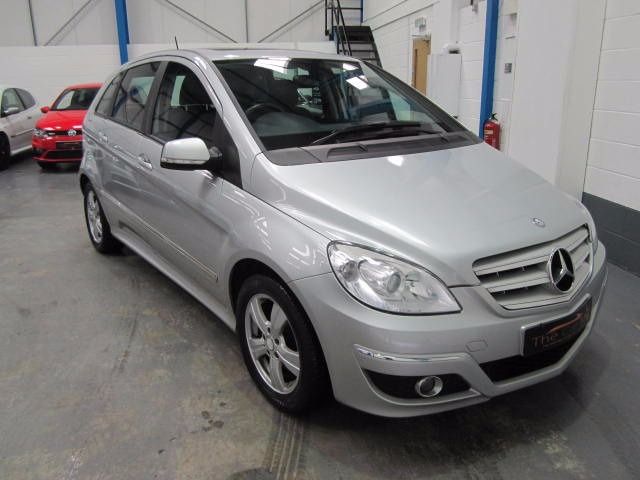 2009 MERCEDES-BENZ 1.5 B160 SE image 1