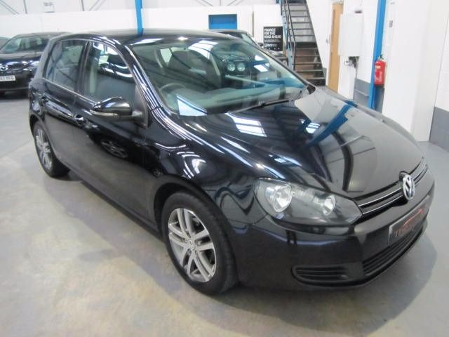 2009 VOLKSWAGEN GOLF 1.6 SE TDI image 1