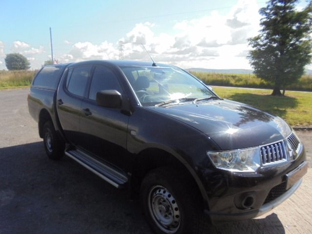 2011 MITSUBISHI L200 2.5 DI-D 4X4 image 1