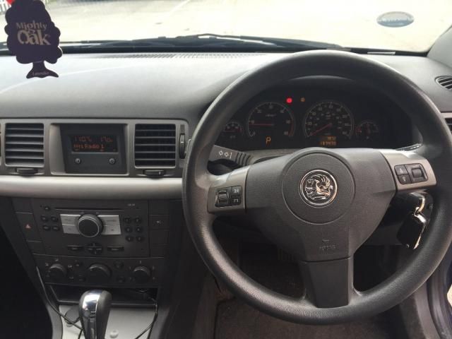 2006 VAUXHALL VECTRA 1.9 LIFE CDTI image 4