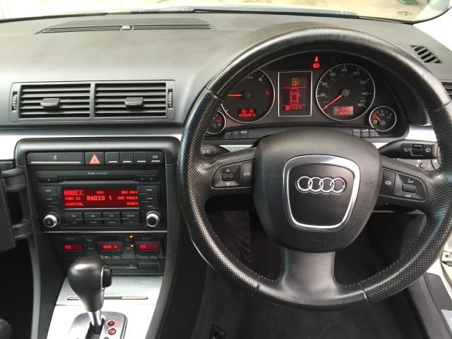 2007 AUDI A4 2.0 TDI S LINE TDV 4d image 4