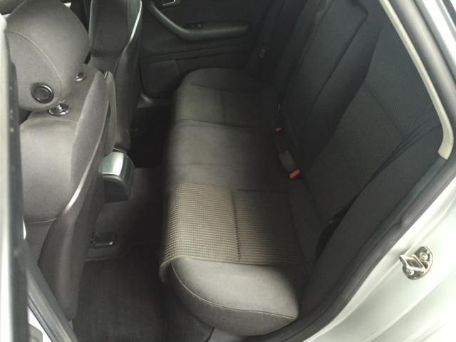 2007 AUDI A4 2.0 TDI S LINE TDV 4d image 5