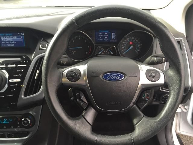 2011 FORD FOCUS 1.6 TITANIUM TDCI image 4