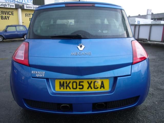 2005 RENAULT MEGANE 2.0 SPORT image 3