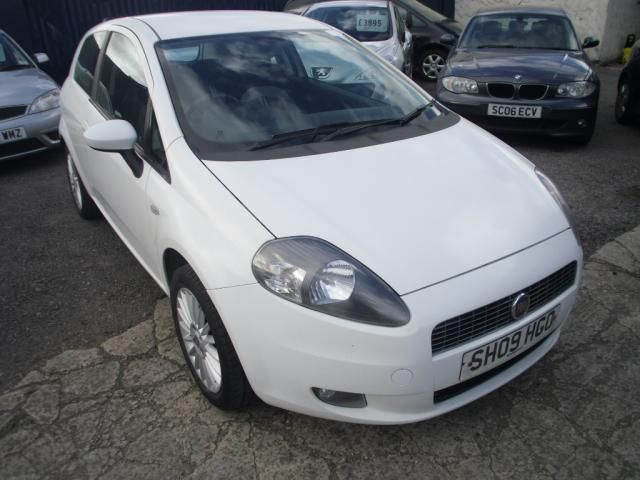2009 FIAT GRANDE PUNTO 1.4 GP 3d image 1