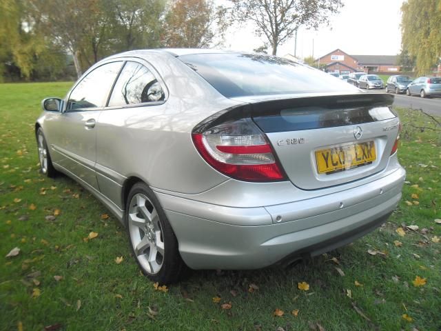 2006 MERCEDES-BENZ 1.8 C180 KOMPRESSOR SPORT image 3