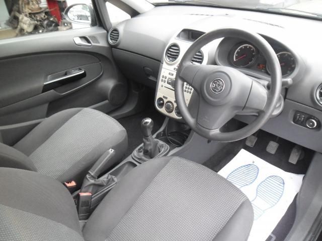 2010 VAUXHALL CORSA 1.0 S ECOFLEX 3d image 4