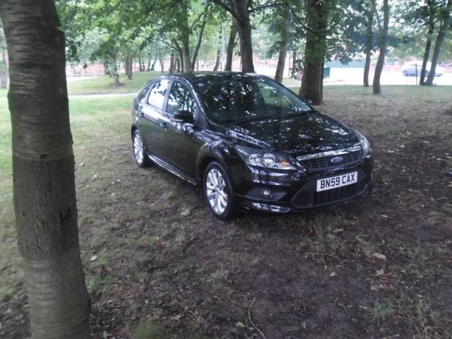 2009 FORD FOCUS 1.6 ZETEC S S/S 5d image 1
