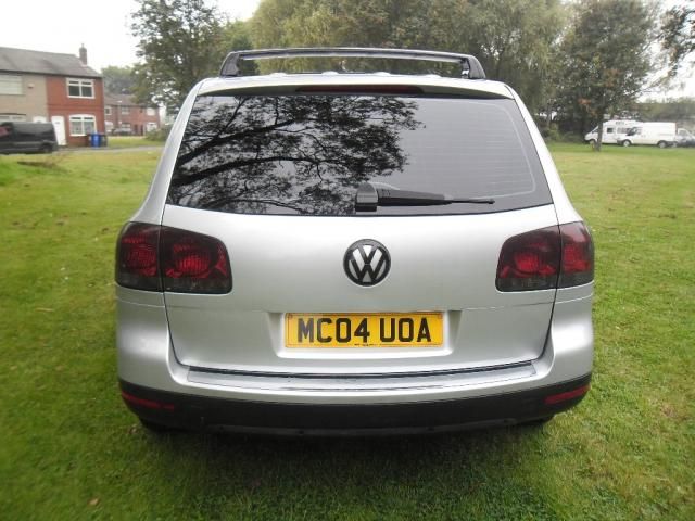 2004 VOLKSWAGEN TOUAREG 2.5 TDI 5d image 3