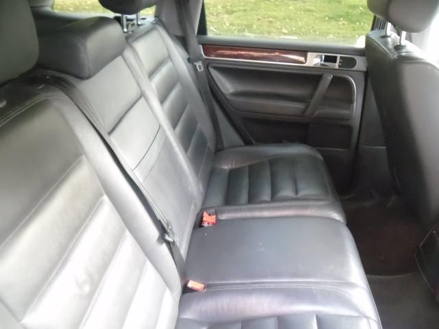 2004 VOLKSWAGEN TOUAREG 2.5 TDI 5d image 5