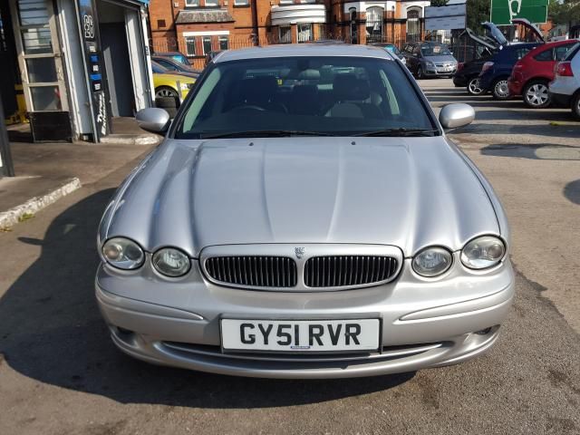 2001 JAGUAR X-TYPE 2.5 V6 SPORT 4d image 3