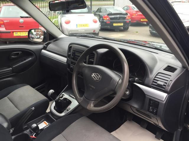 2004 SUZUKI GRAND VITARA 1.6 16V SE 3d image 5