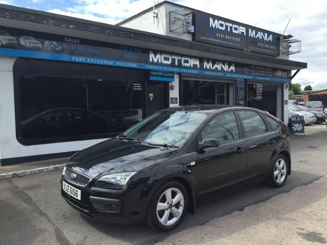 2006 FORD FOCUS 1.6 ZETEC CLIMATE 5d image 1
