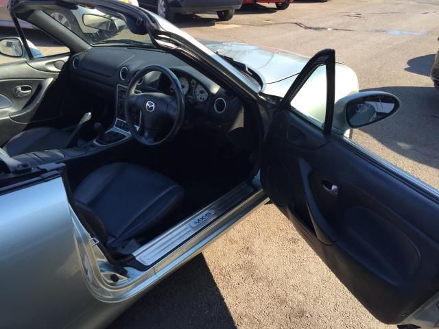 2003 MAZDA MX-5 1.8 NEVADA 2d image 5