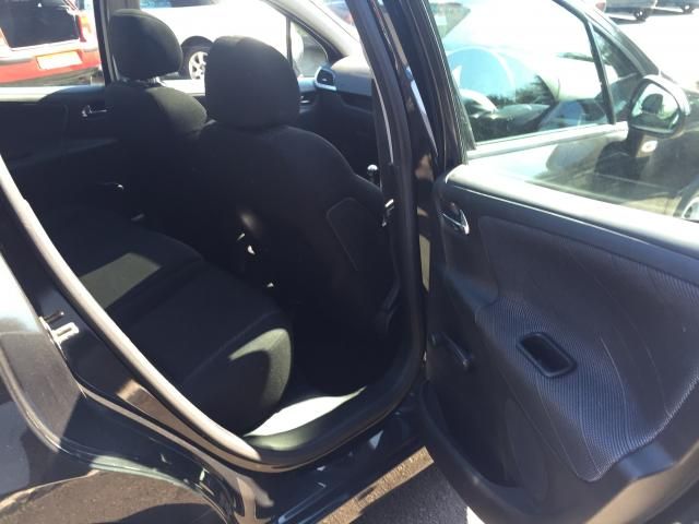 2006 PEUGEOT 207 1.4 SPORT 5d image 5