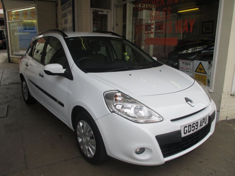 2010 RENAULT CLIO EXPRESSION TCE image 1