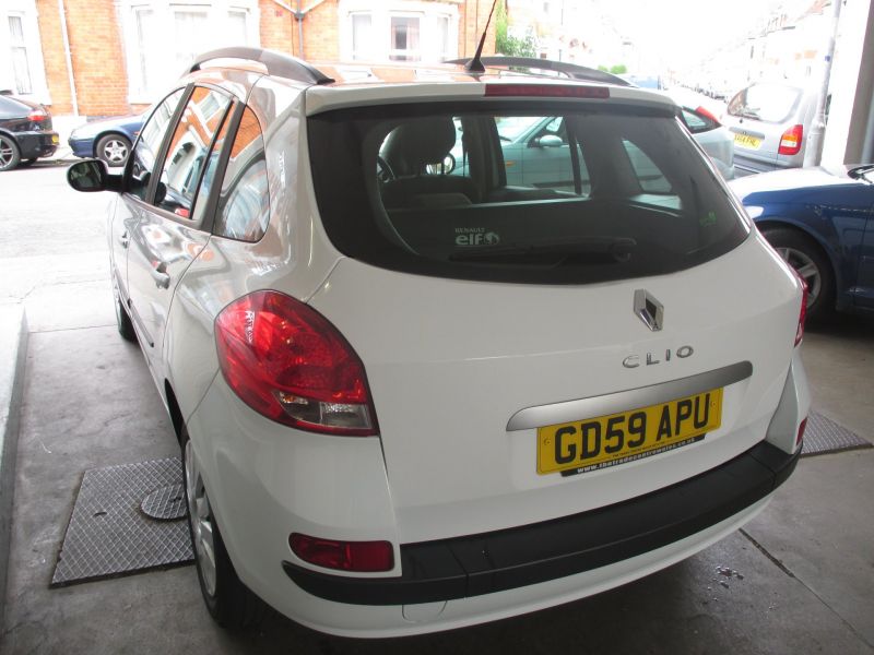 2010 RENAULT CLIO EXPRESSION TCE image 3