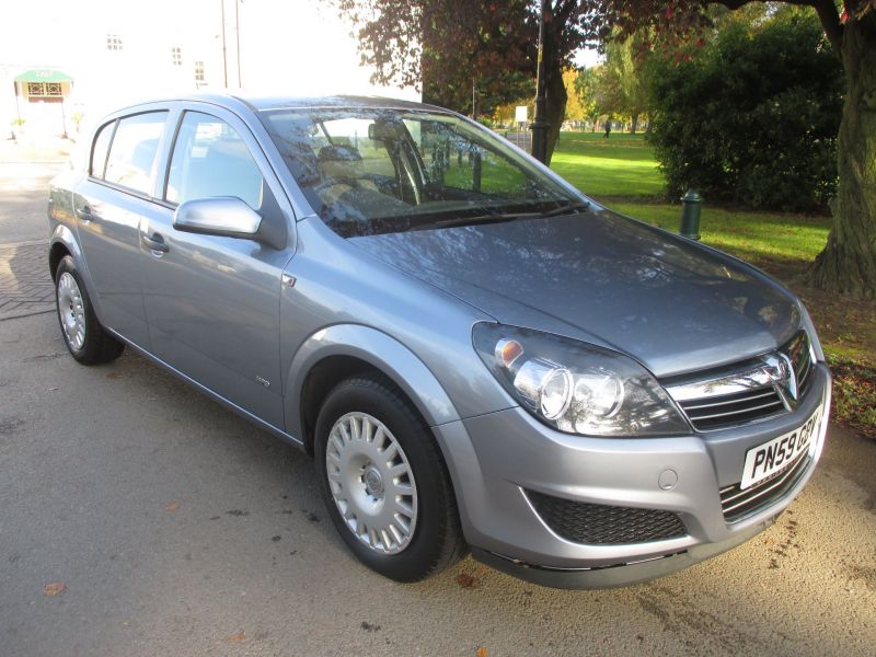 2009 VAUXHALL ASTRA LIFE A/C image 1