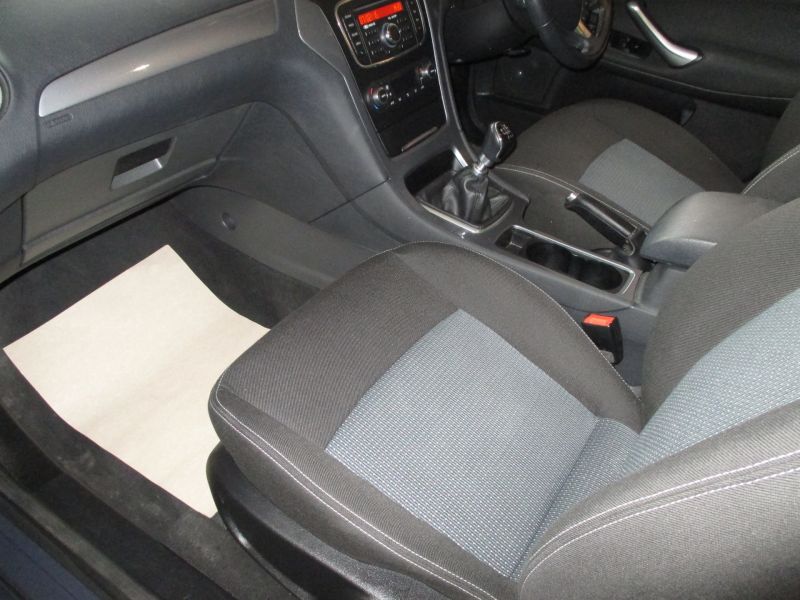 2011 FORD MONDEO ZETEC TDCI image 5