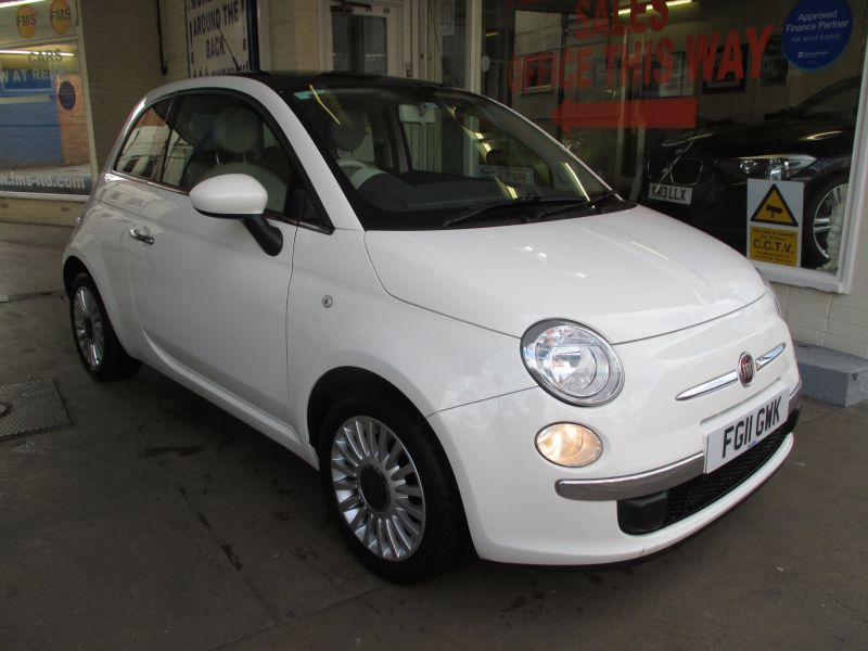 2011 FIAT 500 1.2 image 1