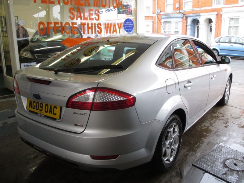2009 FORD MONDEO ZETEC TDCI image 3