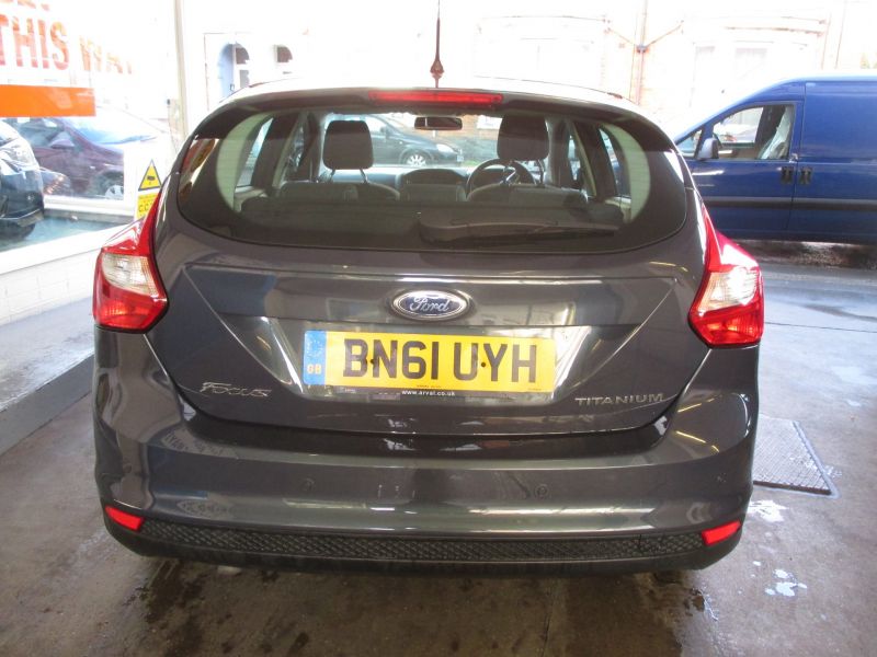 2011 FORD FOCUS TITANIUM TDCI image 3