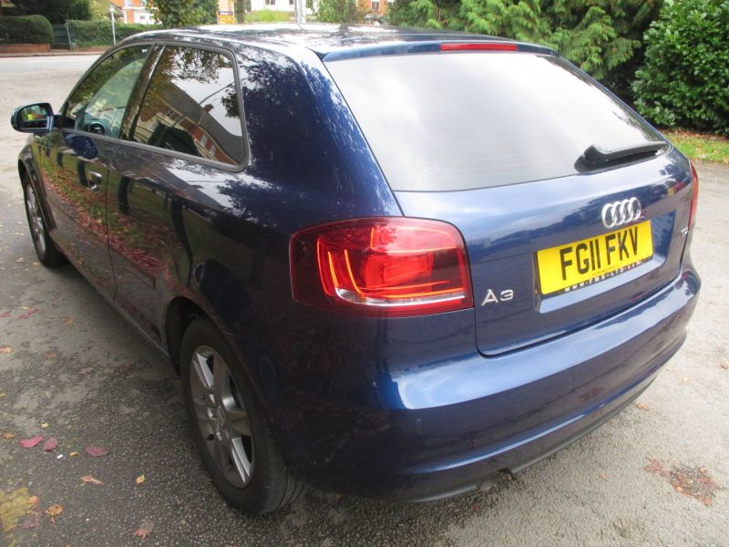 2011 AUDI A3 TDI SE image 4