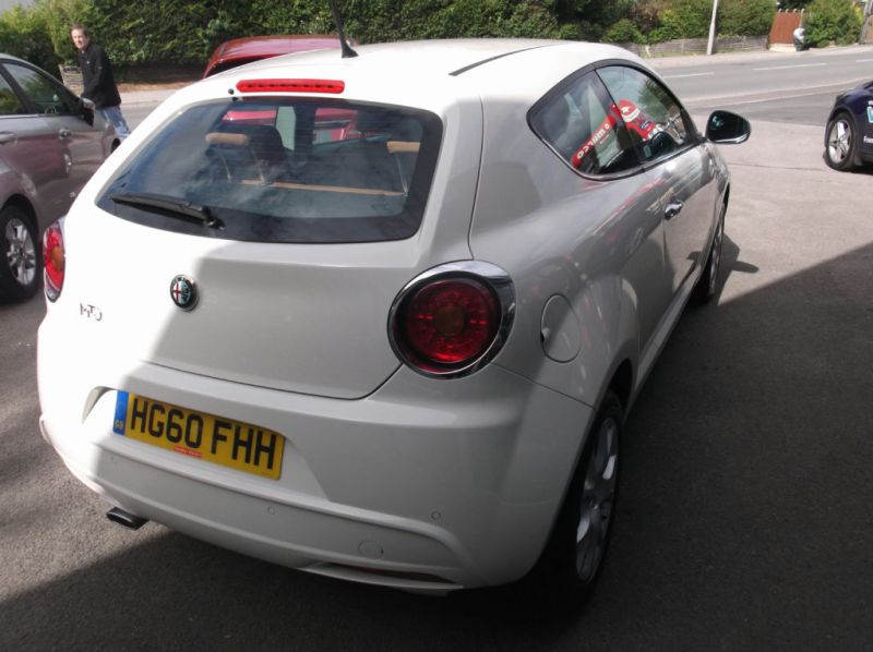 2010 Alfa Romeo Mito 1.4 image 3