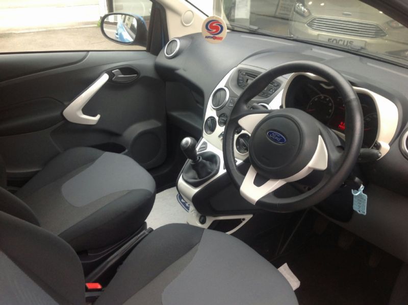 2012 Ford Ka 1.2 zetec 3dr image 3