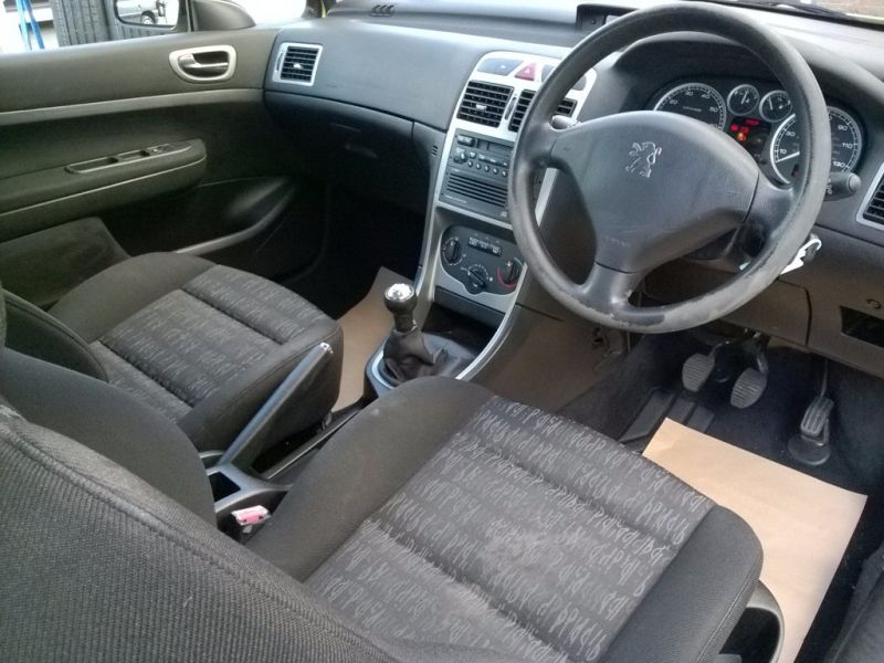 2001 Peugeot 307 1.6 16v rapier 3dr image 4