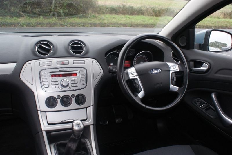 2009 Ford Mondeo Edge Tdci 5dr image 4