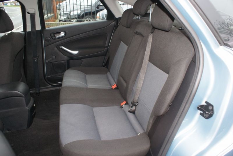 2009 Ford Mondeo Edge Tdci 5dr image 5