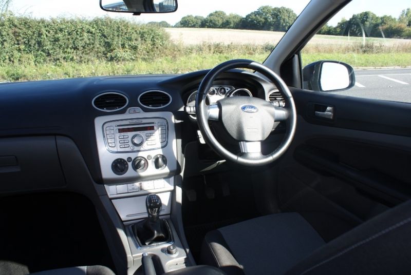 2008 Ford Focus Zetec Tdci 5dr image 4
