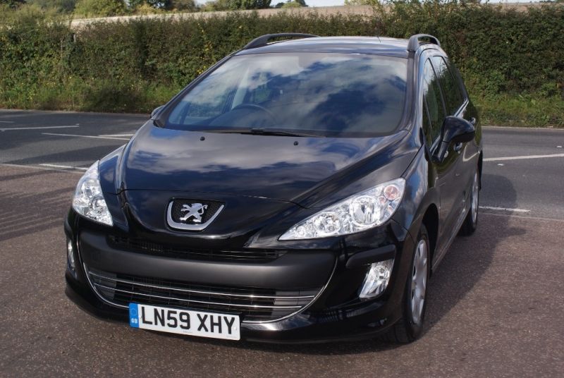 2009 Peugeot 308 SW S HDi image 1