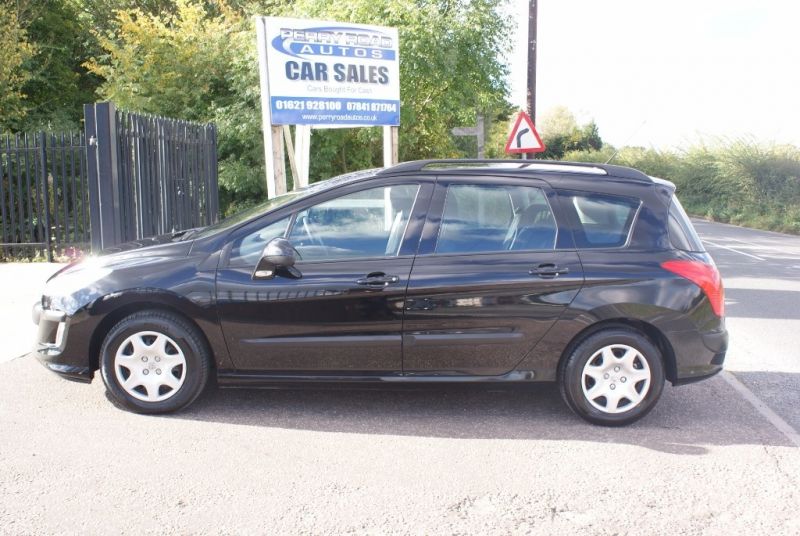 2009 Peugeot 308 SW S HDi image 2