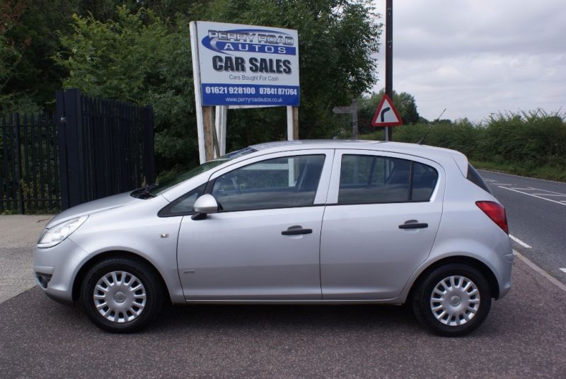 2013 Vauxhall Corsa Life 5 Door image 2