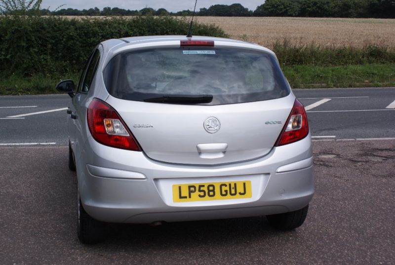 2013 Vauxhall Corsa Life 5 Door image 3