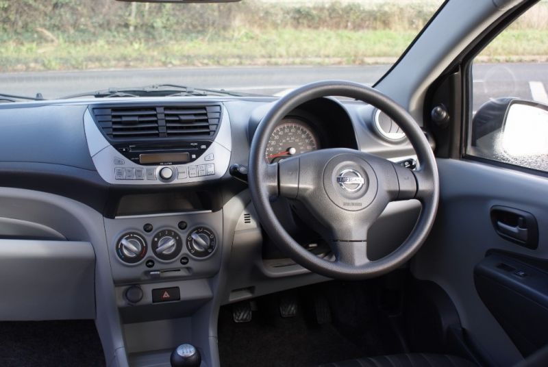 2010 Nissan Pixo N-Tec 5dr image 4
