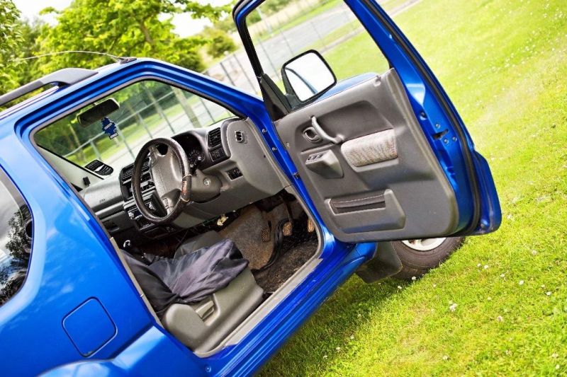 1999 Suzuki Jimny 4x4 image 6