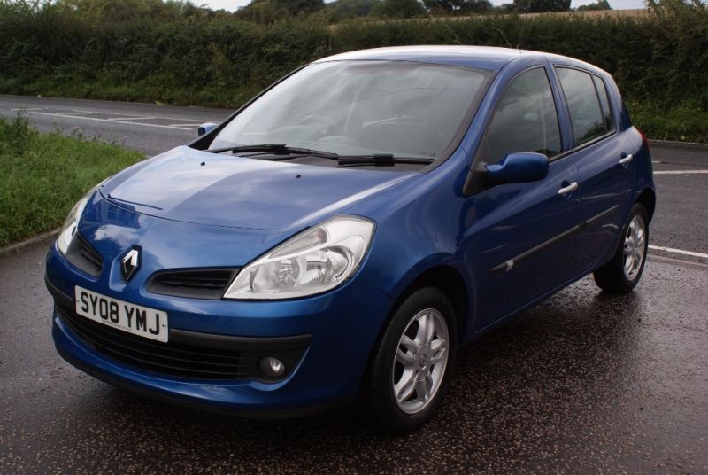 2008 Renault Clio Expression 16v 5dr image 1