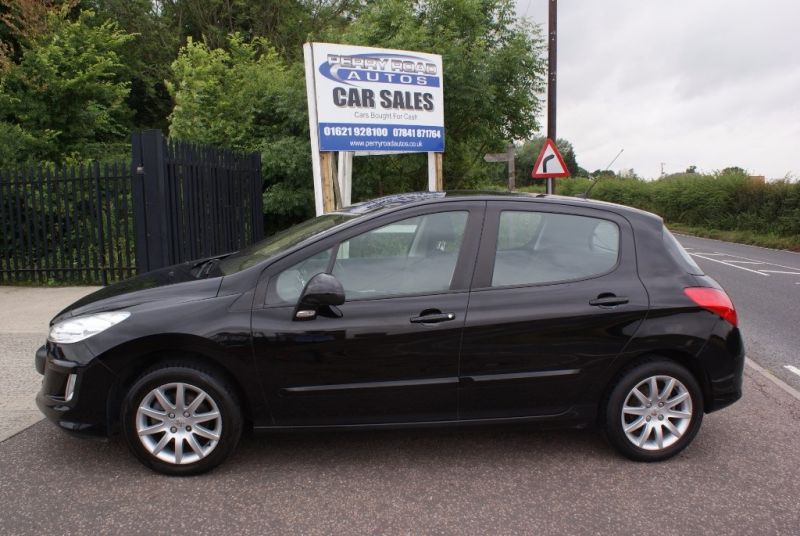 2008 Peugeot 308 SE 5dr image 2