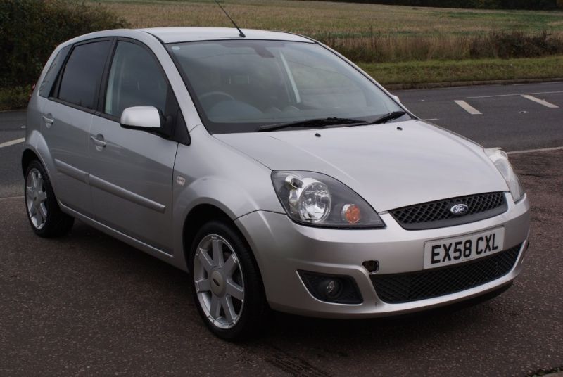 2008 Ford Fiesta Zetec Blue 5dr image 1