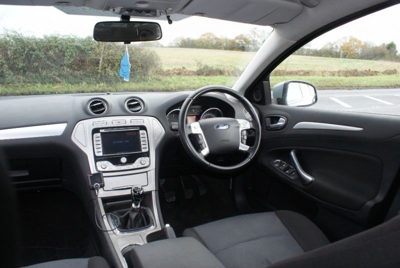 2007 Ford Mondeo Zetec Tdci 5dr image 4