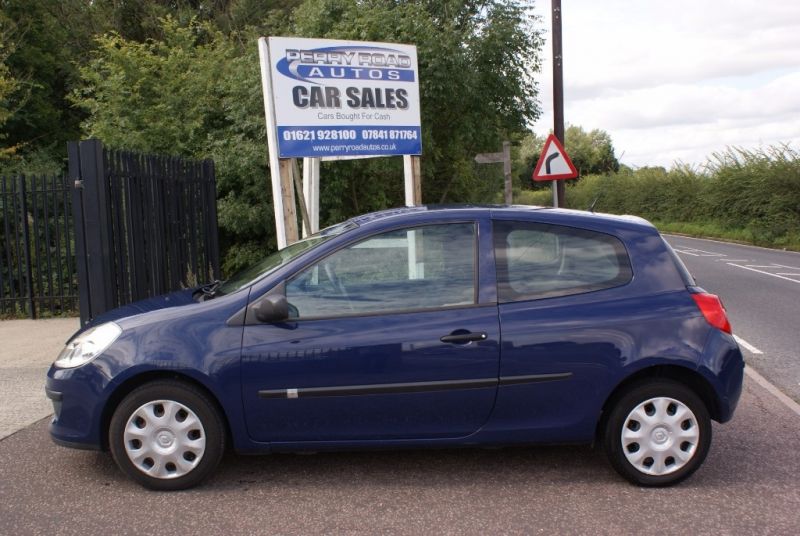 2008 Renault Clio Extreme 16v 3dr image 2