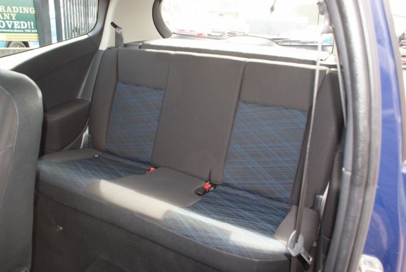 2008 Renault Clio Extreme 16v 3dr image 5