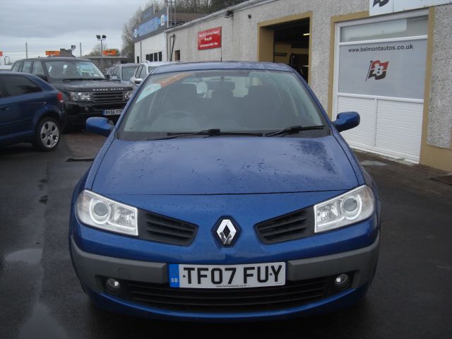 2007 RENAULT MEGANE 1.6 DYNAMIQUE VVT 5d image 3