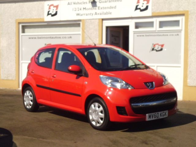 2010 PEUGEOT 107 1.0 URBAN 5d image 1
