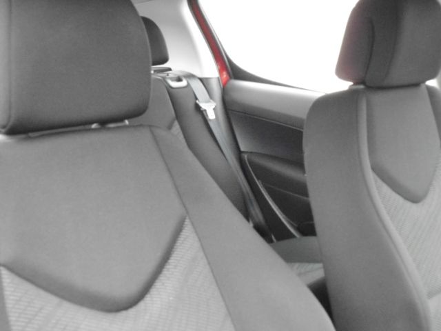 2009 PEUGEOT 308 1.4 VERVE 5d image 5
