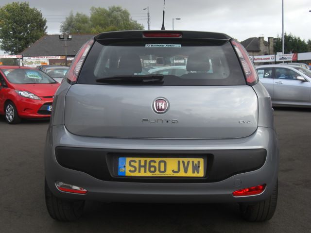2010 FIAT PUNTO EVO 1.4 GP 3d image 2